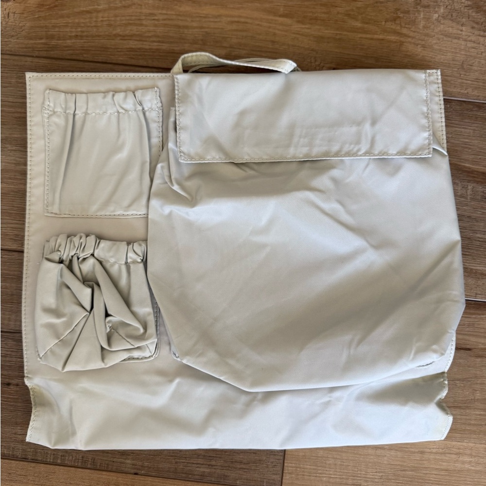 Light Gray Multi-Pocket Bag Organizer